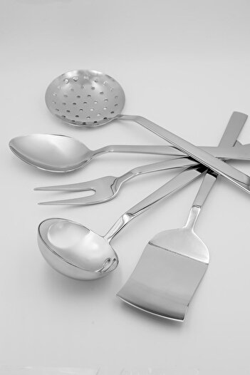 Soley |   Pera. |   5 Piece Service Set