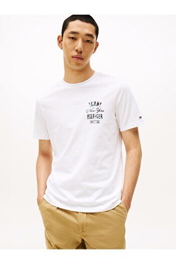 Tommy Hilfiger Tommy Hilfiger Men White Short Sleeve Crew Neck Inverse Climate Graphic T-Shirt