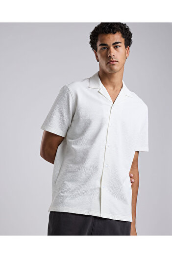 R&B Textured Shirt with Revere Collar and Short Sleeves