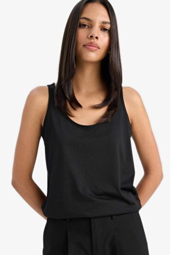 DeFacto New Season Regular Fit Basic Plain Round Neck Black Undershirt