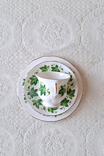 QUEEN ANNE Bone China B570 Double Coffee 3 Pieces 150 ml