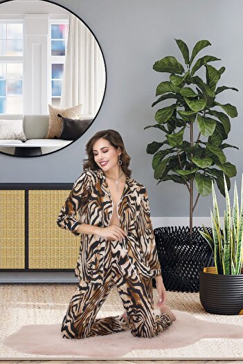 Lüx Wood Women's Desanli Buttoned Pajama Set