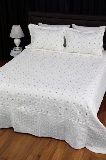 STOREMAX Snshop Embroidered Quilted Double Bedspread - Silver 467437