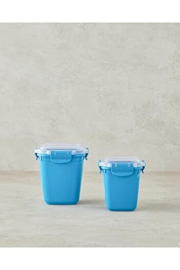 STOREMAX Snshop Home Master Lock Plastic Storage Container, Blue 467437