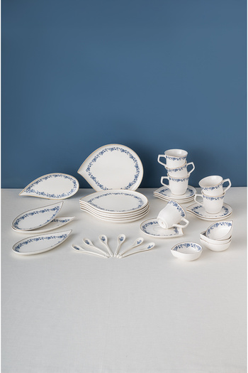 Emsan Casilda Porcelain 32 Piece Breakfast / Service Set for 6 People