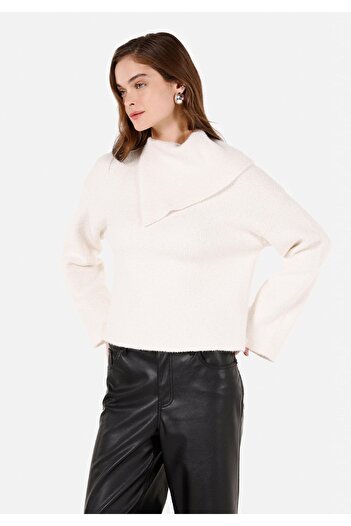 Colin's Regular Fit Turtleneck Women's Ecru Sweater