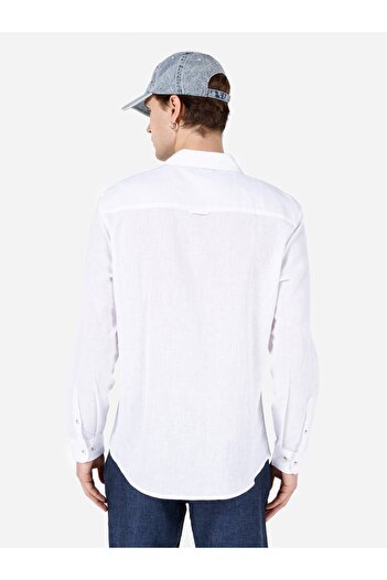 Colin's Comfort Fit Shirt Neck Прямий чоловічий білий сорочка з довгими рукавами та ґудзиками
