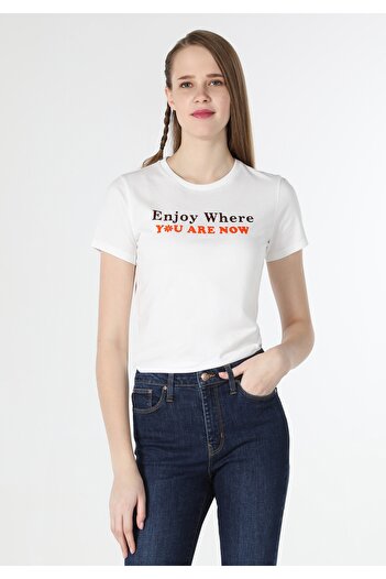Colin's Slim Fit Γυναικείο κοντομάνικο μπλουζάκι με στρογγυλή λαιμόκοψη