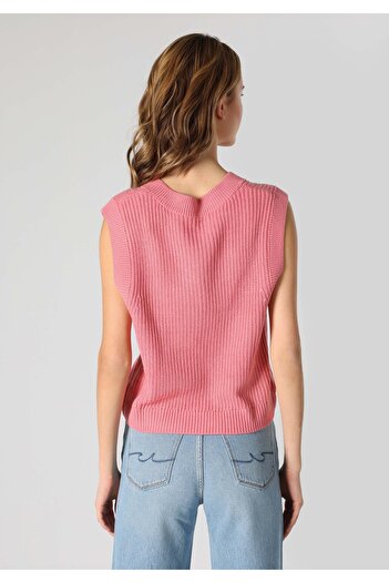 Colin's Regular Fit V-Neck Plain Women's Pink Sweater