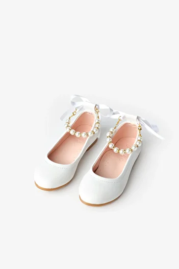 Le Mabelle White Pearl Heel Bow Girl's Shoes