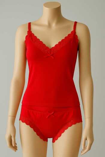 Wotrart Stylish and Comfortable Lace Detail Women's Nightgown Tank Top Panty Set