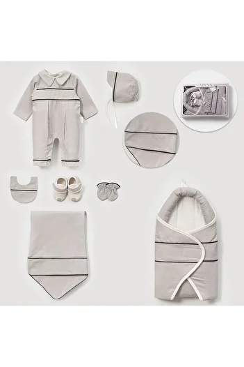 PARK BEBE Baby Boy Hospital Discharge Set with Stripe Detailed Cotton Swaddle and Blanket