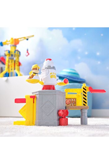 Spin Masters Paw Patrol Rubble και το πλήρωμα εκτοξεύουν και περιστρέφουν το διαστημόπλοιο