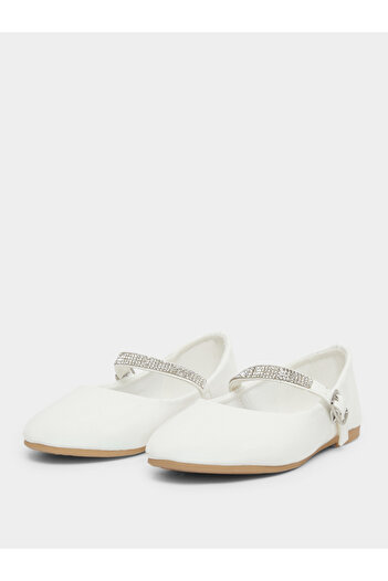 Styli Embellished Ballerinas with Buckle Closure
