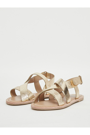 Styli Solid Buckle Detail Flat Sandals
