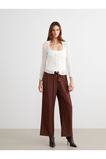LC Waikiki Sparkling Selections from Shining Store |   Textured Women's Trousers with Elastic Waistband