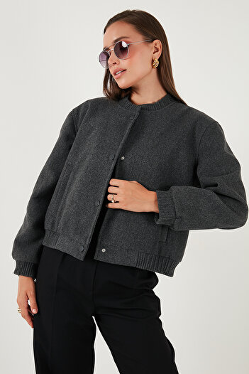 Lela Loose Fit Zero Collar Snap Fastener Short Coat Coat 6810178