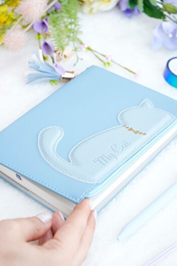 Victoria's Journals Cu buzunar cu fermoar. Caiet cu copertă vegană Snap 13x18 cm.100 gr. În dungi