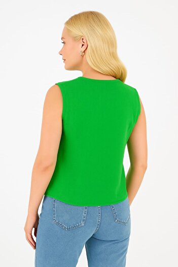 enmodaiçgiyim Women's Grass Green Vest – 100% Cotton Muslin Fabric, Buttoned, Two Pockets, Summer Stylish Design