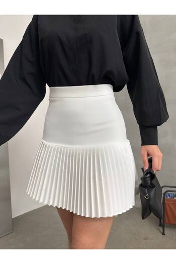 Lila Moda Women's Full Fit Pleated Mini Skirt