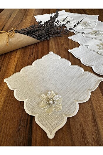 NURHAN HOME COLLECTION Domed Coffee Side Cocktail Presentation Napkin with 6 Daisy Brooches