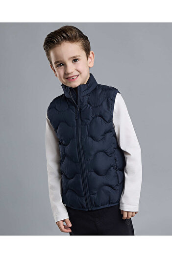 R&B Quilted Gilet with Zipper Closure