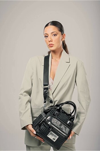 By Mop Karen Black Skin Shoulder Bag
