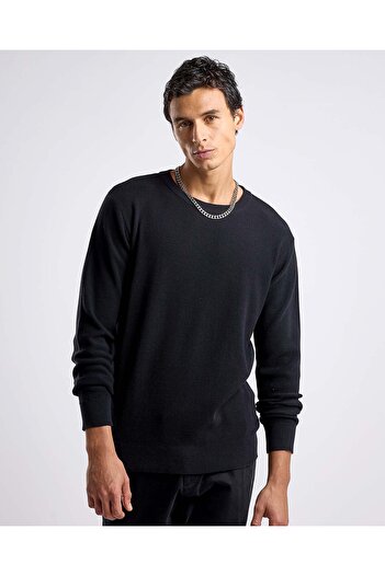 R&B Textured Sweater with Crew Neck and Long Sleeves