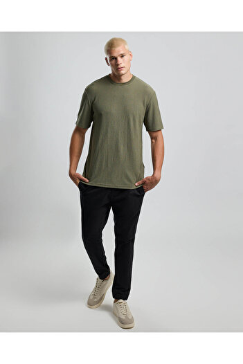 R&B Textured T-Shirt with Crew Neck and Short Sleeves