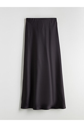 LC Waikiki Tight Fit Satin Skirt