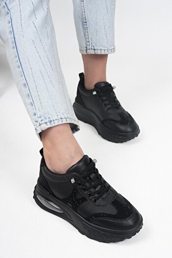 Guja Erica Imported Special Series Genuine Leather Stone Detail Women's Sports Shoes Black