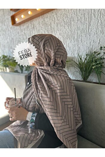 FEBA STORE Hyper Zigzag Pattern Shawl