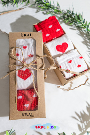 KRAL SOCKS 3 Pairs Boxed Heart Patterned Baby Socks - Long Cotton Socks Set / 6-18 Months