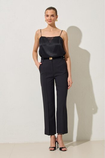 Setre Black belt detailed full pattern pants