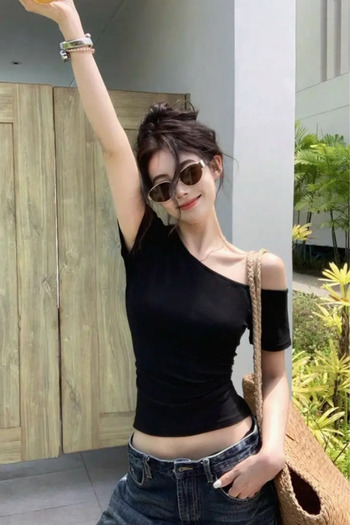 Tarz Cool Black Women's Off Shoulder Boat Neck Tight/Slim Lycra T-Shirt
