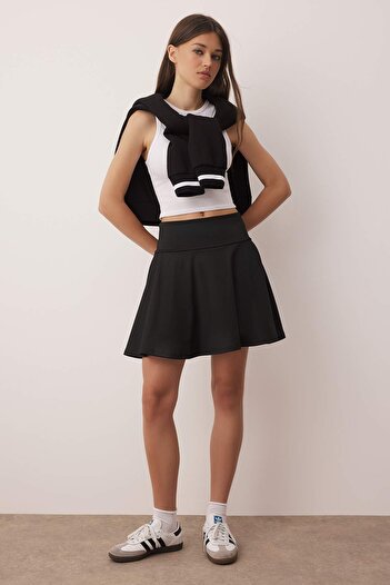 Trendyol Collection Black High Waist Short Knitted Shorts Skirt Twoss25Sr00237