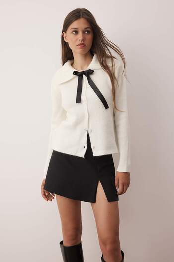 Trendyol Collection Ecru Soft Textured Ribbon Detailed Knitwear Cardigan Twoaw26Hi00215