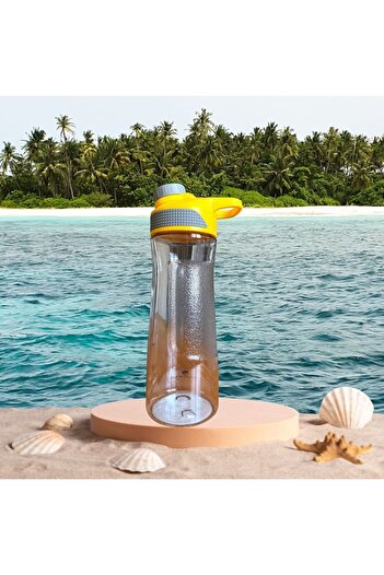 HOLLYHOME Water Bottle, Water Container with Strainer, Plastic Water Bottle, Water Bottle, 730 ml Yellow