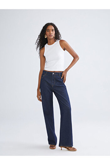 LC Waikiki Timeless Recommendations from Timeless Store |   Crew Neck Textured Women's Tank Top