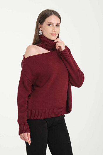 İLKCET MODA Shoulder Detail High Neck Oversize Sweater