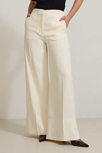 Setre Cream Leg Detailed Relaxed Cut Trousers