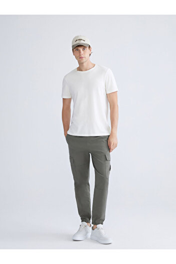 LC Waikiki Timeless Recommendations from Timeless Store |   Standard Fit Gabardine Men's Cargo Pants
