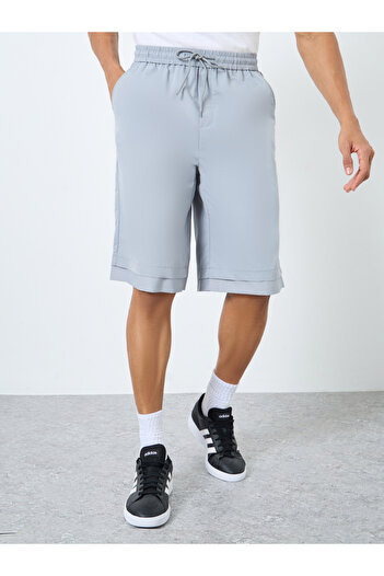 Styli Men Grey Oversized Solid Shorts with Drawstring