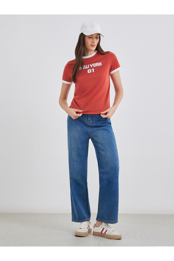 Styli Women Red Slogan Print Regular Fit T-Shirt with Contrast Trim