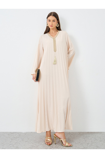 Styli Women Cream Pleated Jalabiya with Tassel Trim