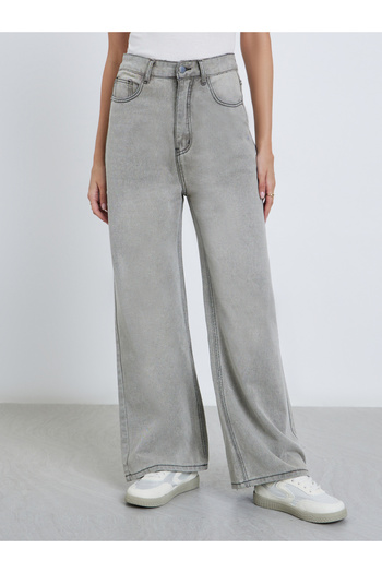 Styli High Rise Straight Fit Faded Jeans