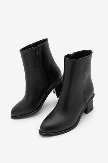 Marjin Women's Pointed Toe Side Zipper Thick Heeled Boots Razge Black