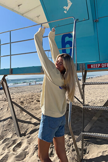 The Champ Clothing Oversize Unisex Crew Neck Sweat Off White – Ύφασμα 3 νημάτων, Άνετη εφαρμογή, Εκτύπωση Wildest Dreams