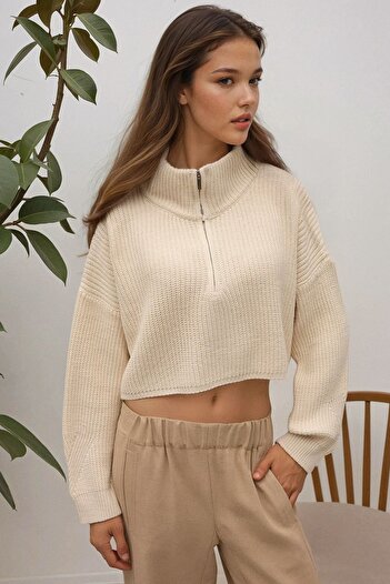 Hiccup Thick Knitted Short Sweater