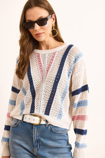 Olalook Women's Ecru Lopside Knitted Seasonal Knitwear Blouse Blz-19003083